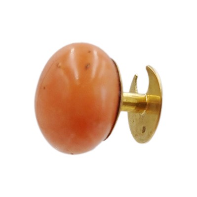 Lot 1 - A 15k gold red coral button.