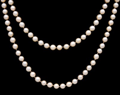 Lot 185 - MIKIMOTO - A cultured uniform pearl rope necklace.