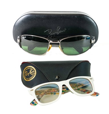 Lot 352 - A pair of Ray Ban Wayfarers Special Series sunglasses.