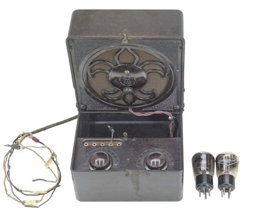 Lot 302 - A KB two-valve bakelite wireless receiver.