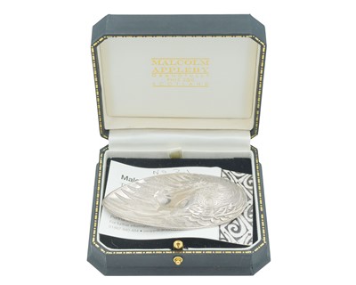 Lot 1 - A fine modern silver caddy spoon by Malcolm Appleby MBE (1946).