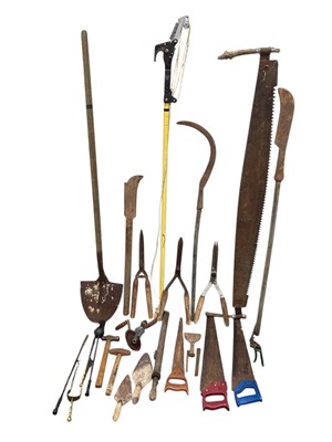 Lot 56 - A collection of Vintage hand Tools.