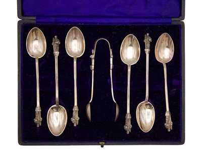 Lot 166 - A cased Edwardian silver set of six Apostle tea spoons and tongs by Martin, Hall & Co.