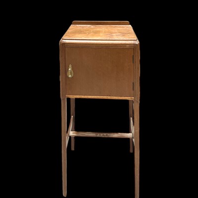 Lot 106 - A vintage wooden pot cupboard.