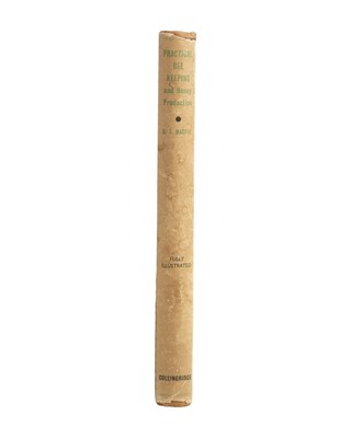 Lot 51 - (Apiculture)