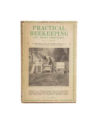 Lot 51 - (Apiculture)