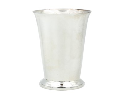 Lot 141 - A modern silver beaker by Barker Ellis Silver Co.