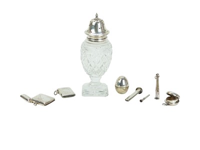 Lot 204 - A silver vesta case, a silver sovereign holder.