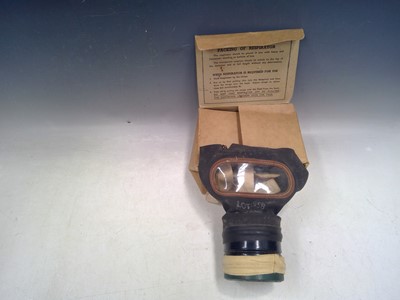 Lot 200 - A 1939 Adult Respirator and Box.
