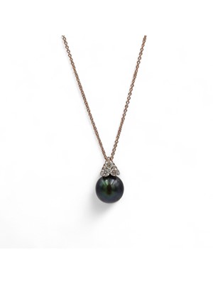 Lot 109 - A 9k rose gold, black cultured pearl, and diamond pendant necklace.