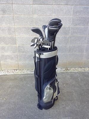 Lot 72 - A Set of Left Hand Golf Clubs and a Golf Bag.