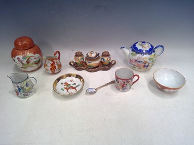 Lot 83 - A Selection of Japanese and Chinese Ceramics.