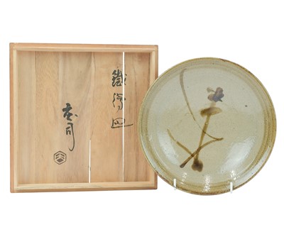 Lot 638 - Shoji HAMADA (1894-1978)