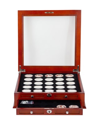 Lot 198 - A.999 silver proof Danbury Mint 'History of Britain' bullion coin part set in fitted case.