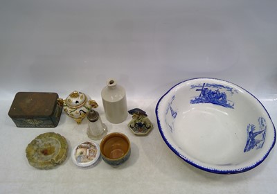 Lot 123 - A Mixed Lot. Royal Doulton, an Agate Ashtray...