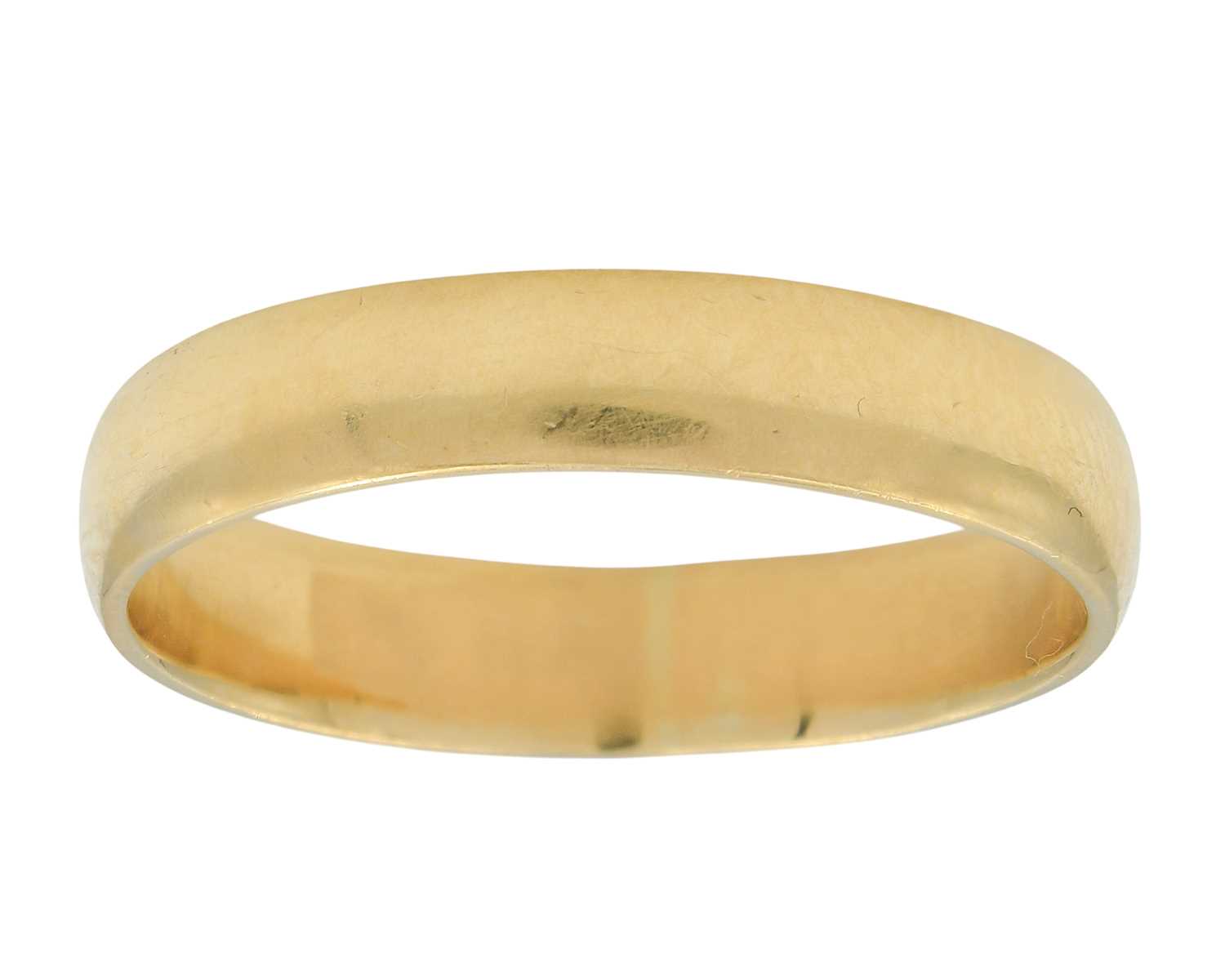 Lot 25 - A 22k gold band ring.