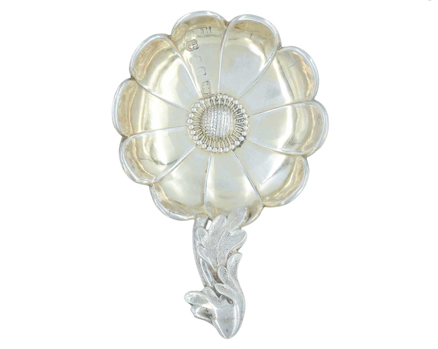 Lot 10 - An early Victorian parcel-gilt silver caddy spoon, by Hilliard and Thomason