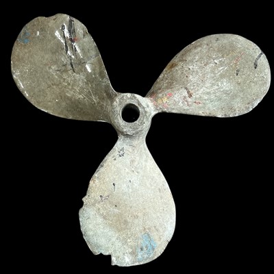 Lot 195 - A vintage three blade bronze propellor, approx...