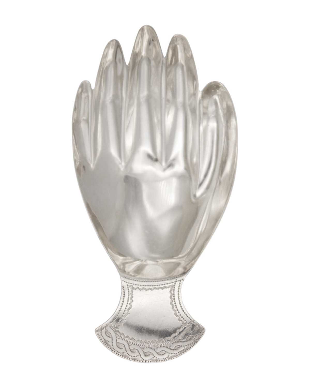 Lot 8 - A George III silver novelty 'Hand' tea caddy spoon by Josiah Snatt.