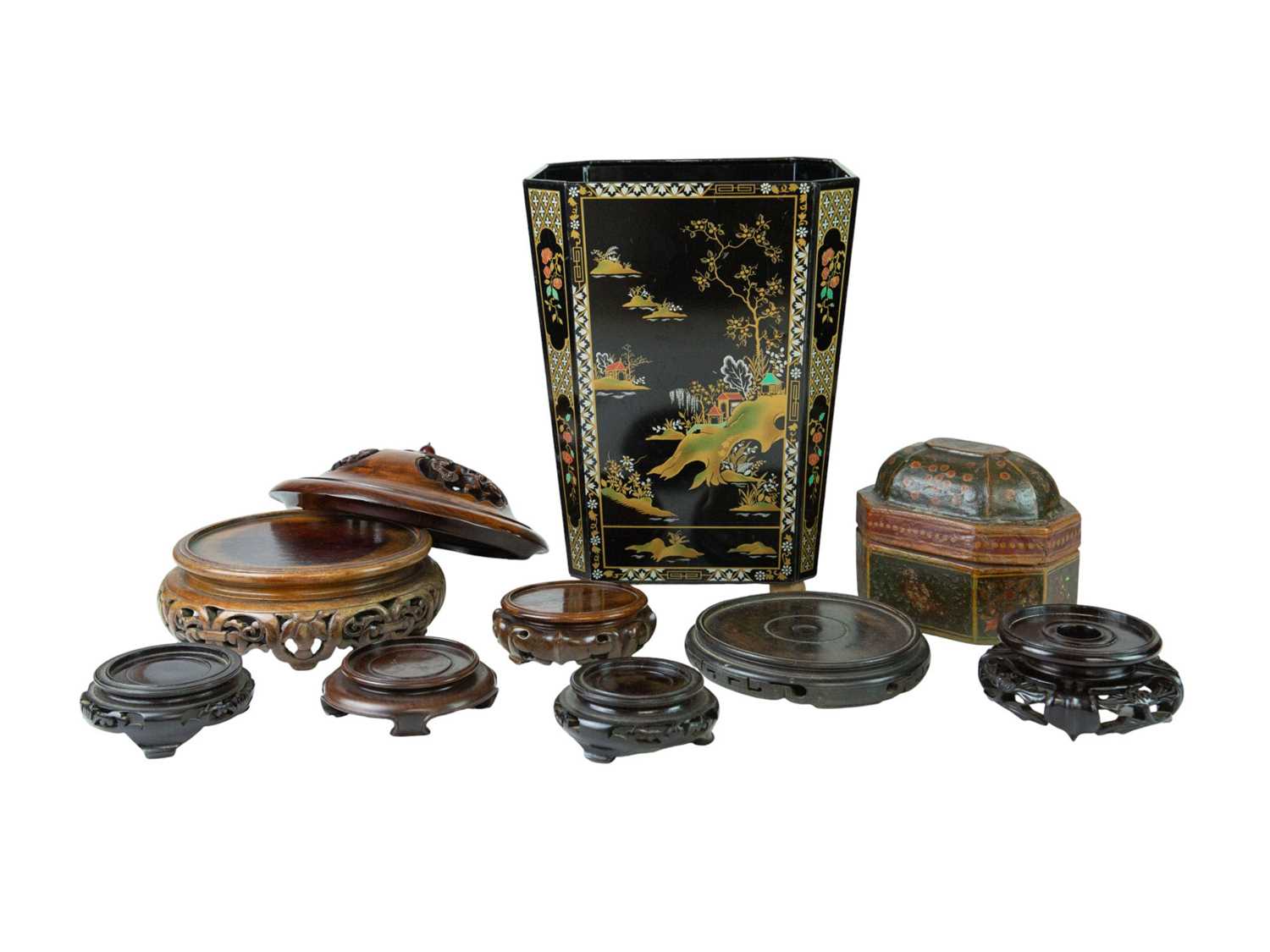 Lot 17 - An Indian small lacquered box and cover.