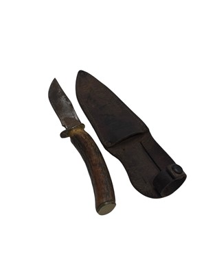 Lot 102 - A vintage bowie knife, with an antler handle,...