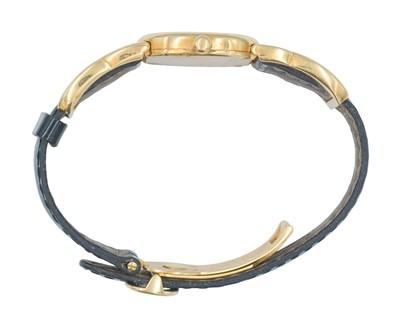 Lot PATEK PHILIPPE - An 18k Golden Ellipse ladies quartz wristwatch.