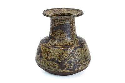 Lot 652 - Janet LEACH (1918-1997)