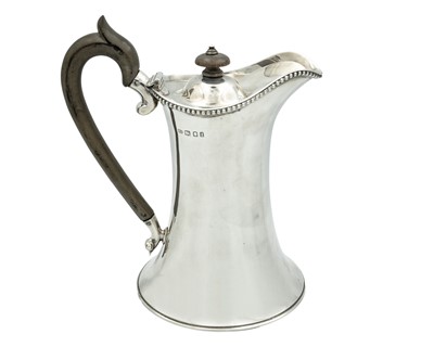 Lot 123 - A George V silver jug by Charles Alfred Alston.