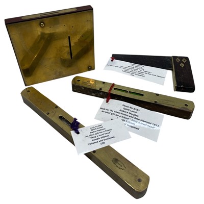 Lot 49 - A selection of Vintage tools, including a...