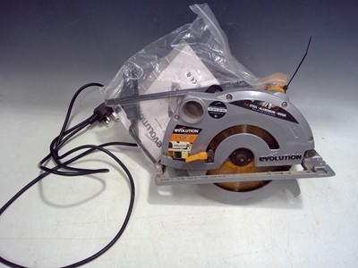 Lot 33 - An Evolution Circular Saw. The Saw is working....