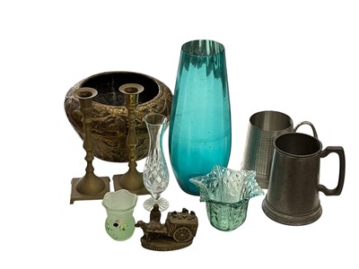 Lot 68 - A selection of brass and glassware, together...