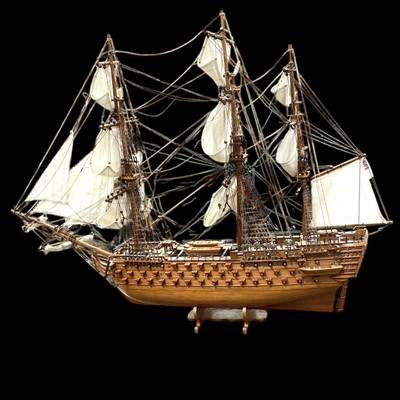Lot 90 - A detailed model of HMS Victory, 70cm overall...