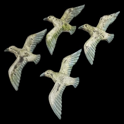 Lot 152 - Four wooden gull wall hangings, 30cm wide.