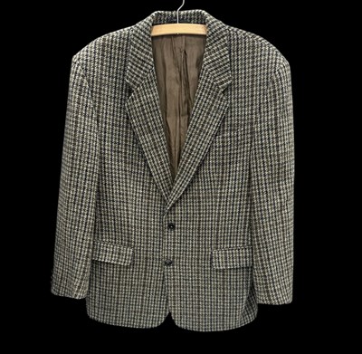 Lot 158 - A Harris tweed gent's jacket, size 42.