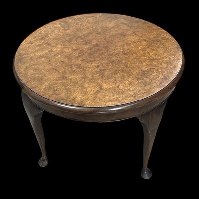 Lot 164 - A mahogany and burr walnut veneered side table,...