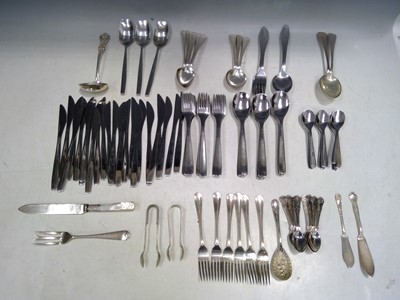 Lot 126 - Loose Cutlery. Ikea, Taylor, Battle Axe,...
