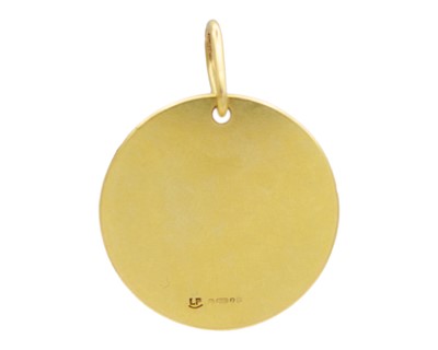 Lot 10 - An 18k gold TAURUS star sign pendant.