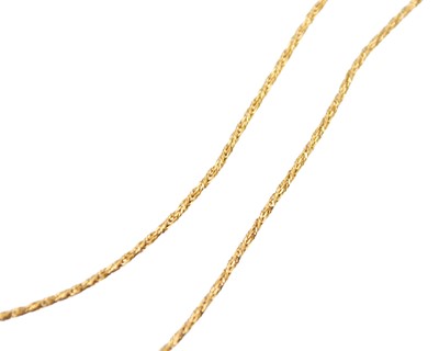 Lot 45 - An 18k gold fine 19" rope chain.