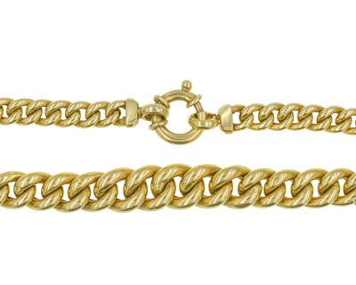 Lot 24 - A heavy 18k gold graduated curb link 18" necklace.