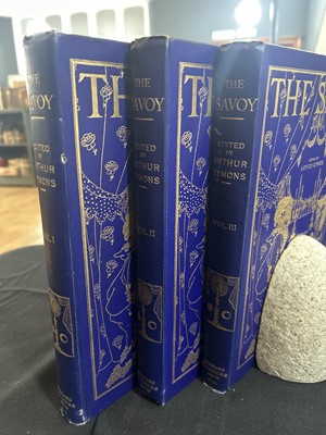 Lot 1 - Arthur Symons (ed) and Aubrey Beardsley illustrations