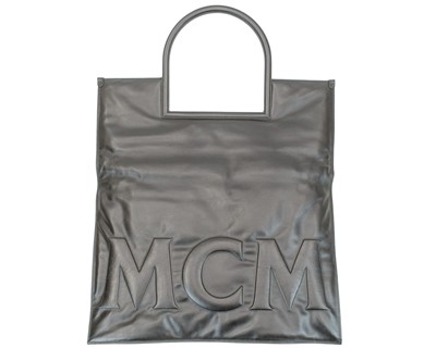 Lot 578 - An MCM Aren tote bag.