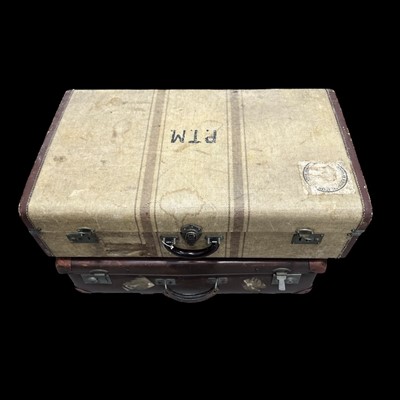 Lot 67 - Two vintage suitcases.