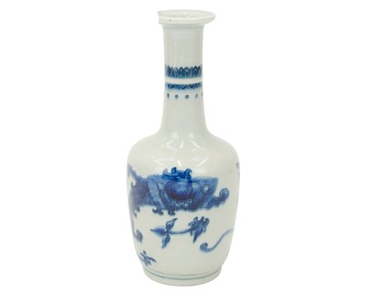 Lot 410 - A Chinese blue and white porcelain mallet shaped bottle vase.