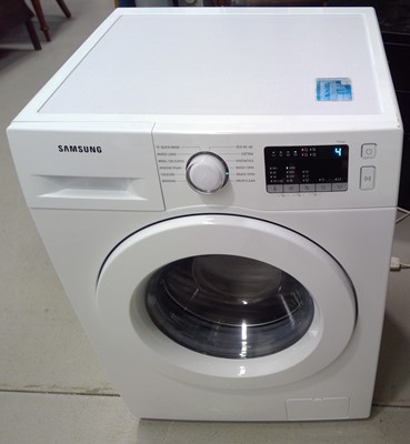 Lot 62 - A Samsung Washing Machine. Model WW70T4040EE,...