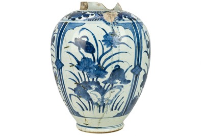 Lot 379 - A Japanese Arita vase.