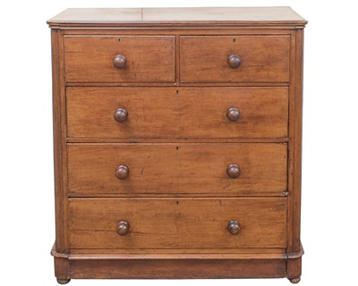 Lot 905 - A Victorian mahogany chest of drawers.