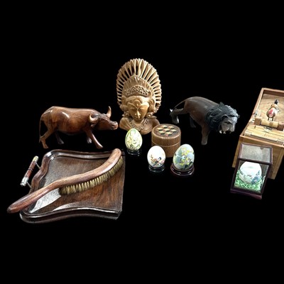 Lot 126 - A selection of wooden items and four...