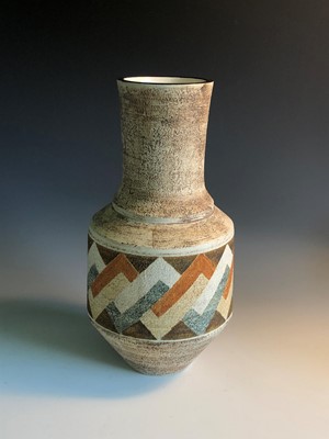 Lot 378 - A Troika urn vase with geometric decoration,...