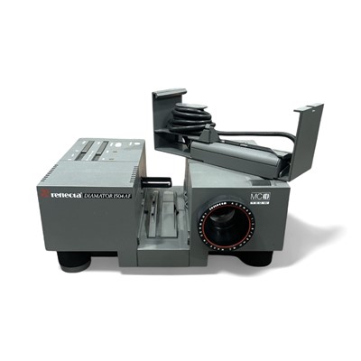 Lot 178 - A Reflecta Diamator 1504 AF slide projector...