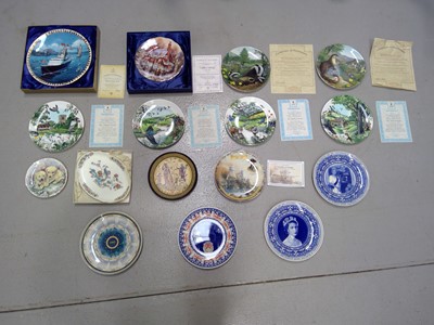 Lot 197 - Commemoration Plates, Wedgwood, Royal Doulton,...